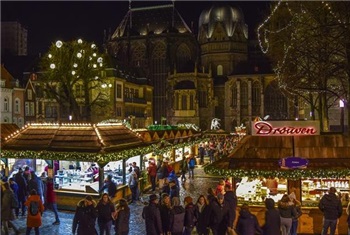 Kerstmarkt Aken