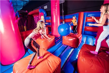 Bounce Valley vakantie fun