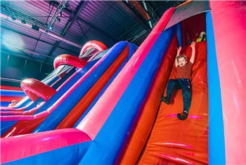 Bounce Valley Breda