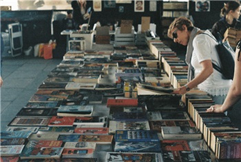 Boekenmarkt bij Forum