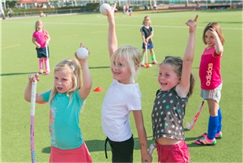 Hockeyplezier Klein Den Haag kinderen | Kidsproof Den Haag