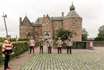 Het Kasteel is geopend!