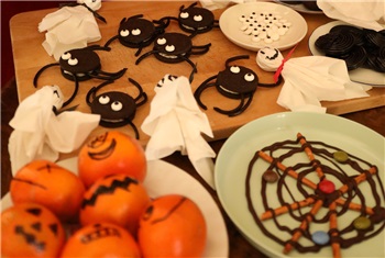 10x Halloween snacks