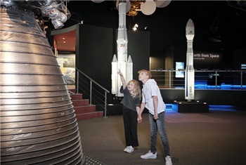 Space Expo 5+