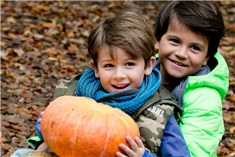 Herfstuitjes met kinderen